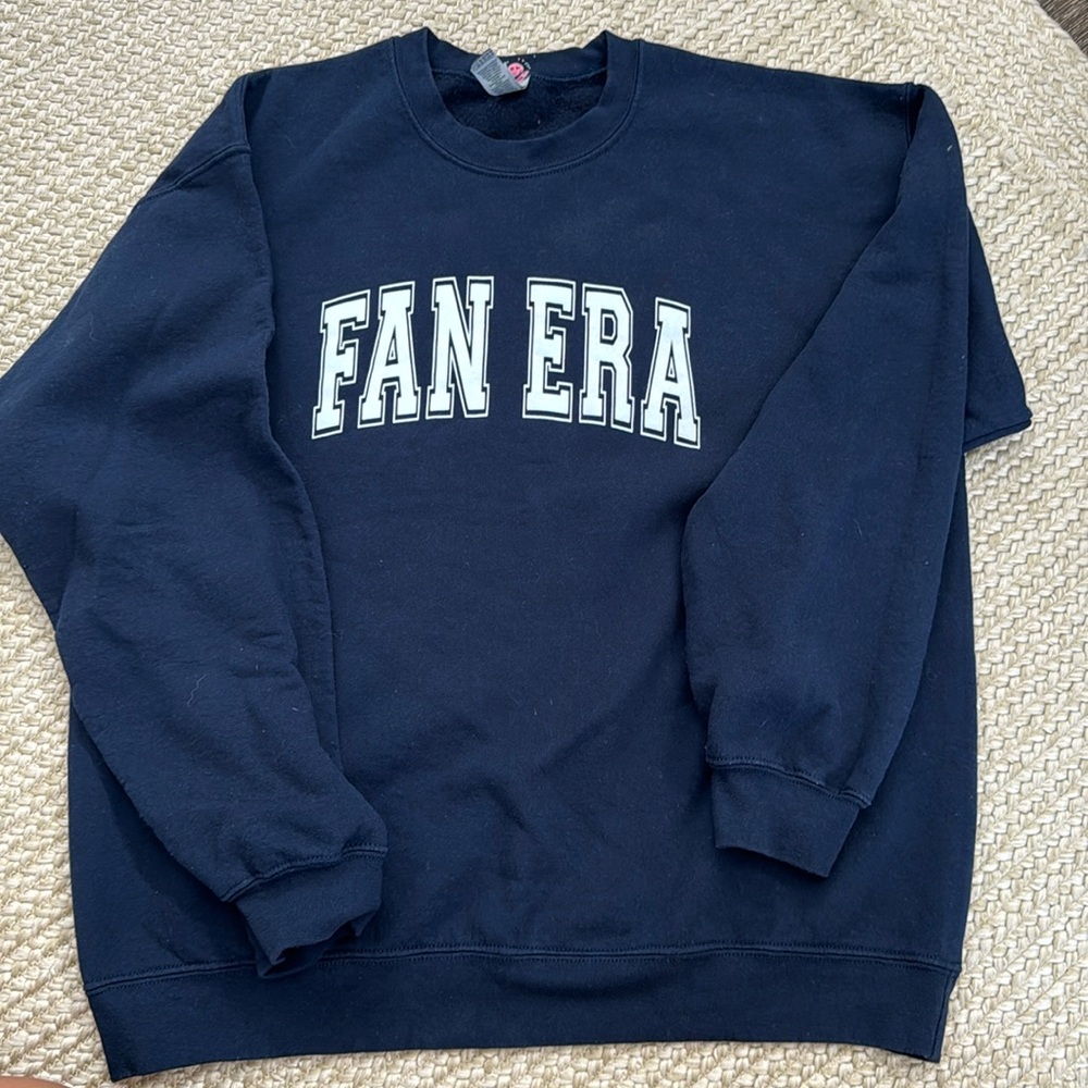 Fan Era sweatshirt
